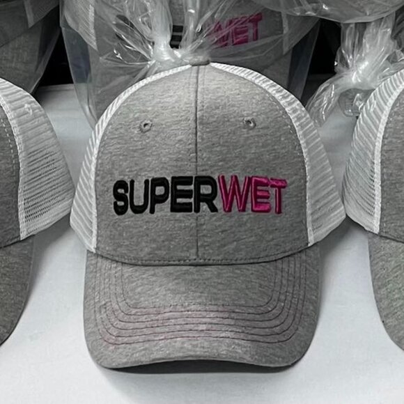 SUPER WET Trucker Hat | Snapback | Gray/White Mesh | Unisex - Picture 3 of 4